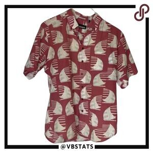Reyn Spooner Red-White Sailboat Short Sleeve Button Down Shirt in Size Medium